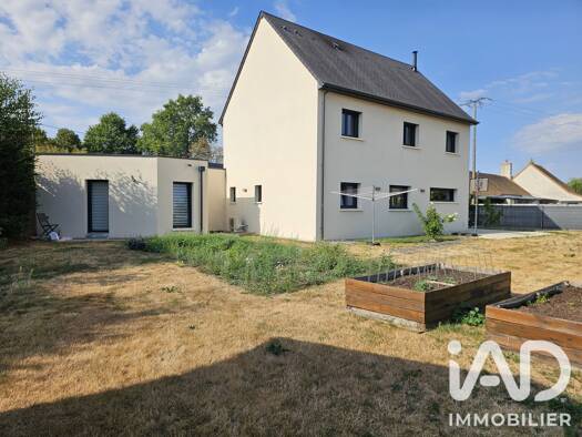 Maison à vendre 440 500 € 8 pièces 6 chambres 167 m² Campagne Changé 72560