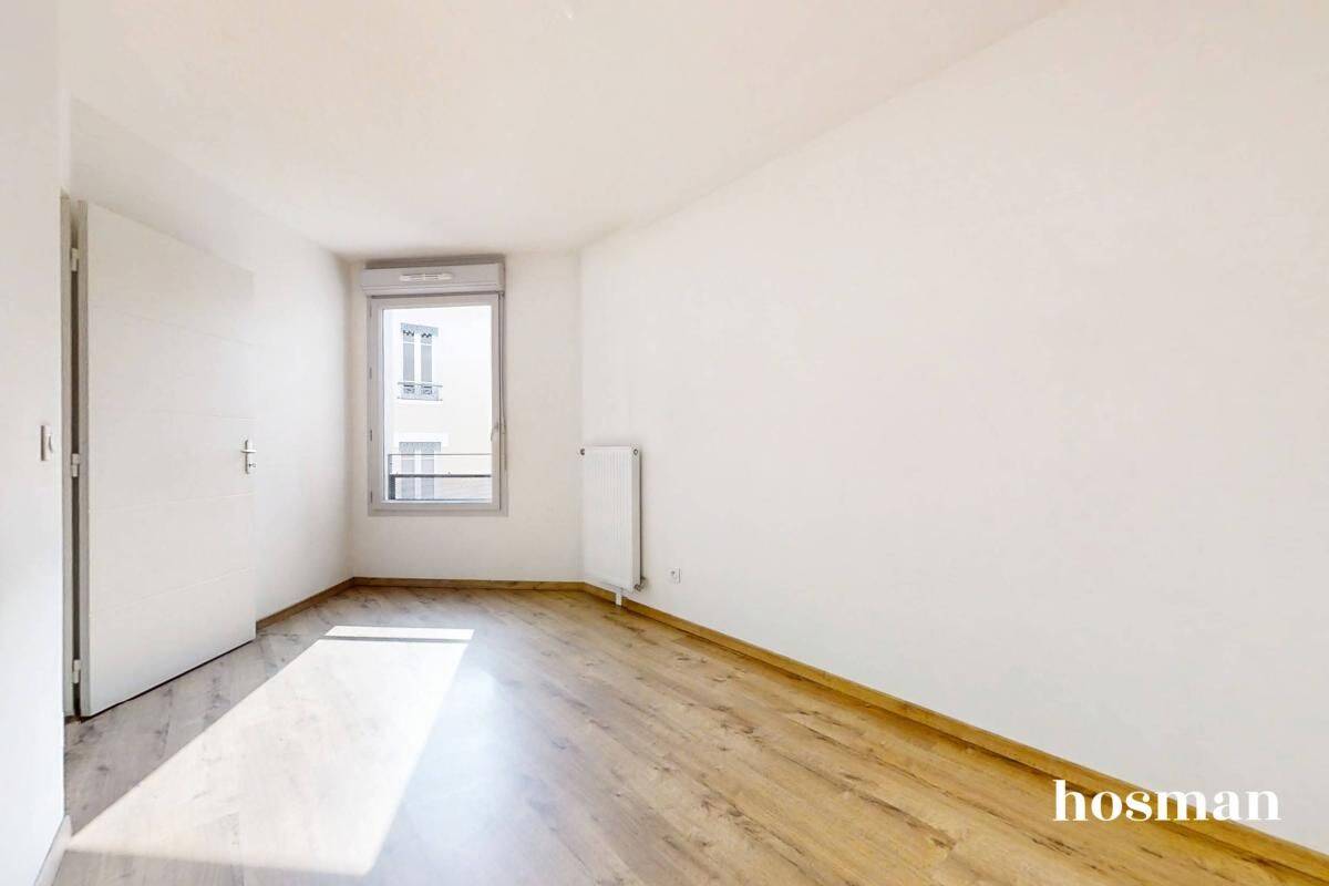 Appartement de 3 pièces de 70,1m² avec balcon et garage - Limite — 7