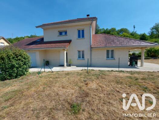 Maison à vendre 389 000 € 4 pièces 3 chambres 130 m² 1 654 m² de terrain Cogna 39130