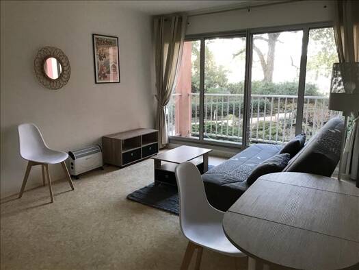 Appartement à louer 754 € 2 pièces 1 chambre 48 m² Étage 1/7 Pereire-Ville-d'Hiver Arcachon 33120