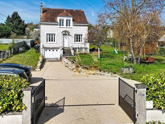 Maison à vendre 228 000 € 7 pièces 5 chambres 110 m² 2 232 m² de terrain Chisseaux 37150