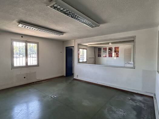 Boutique à louer 9 167 € 1 250 m² de surface de vente Ouest Cabestany 66330