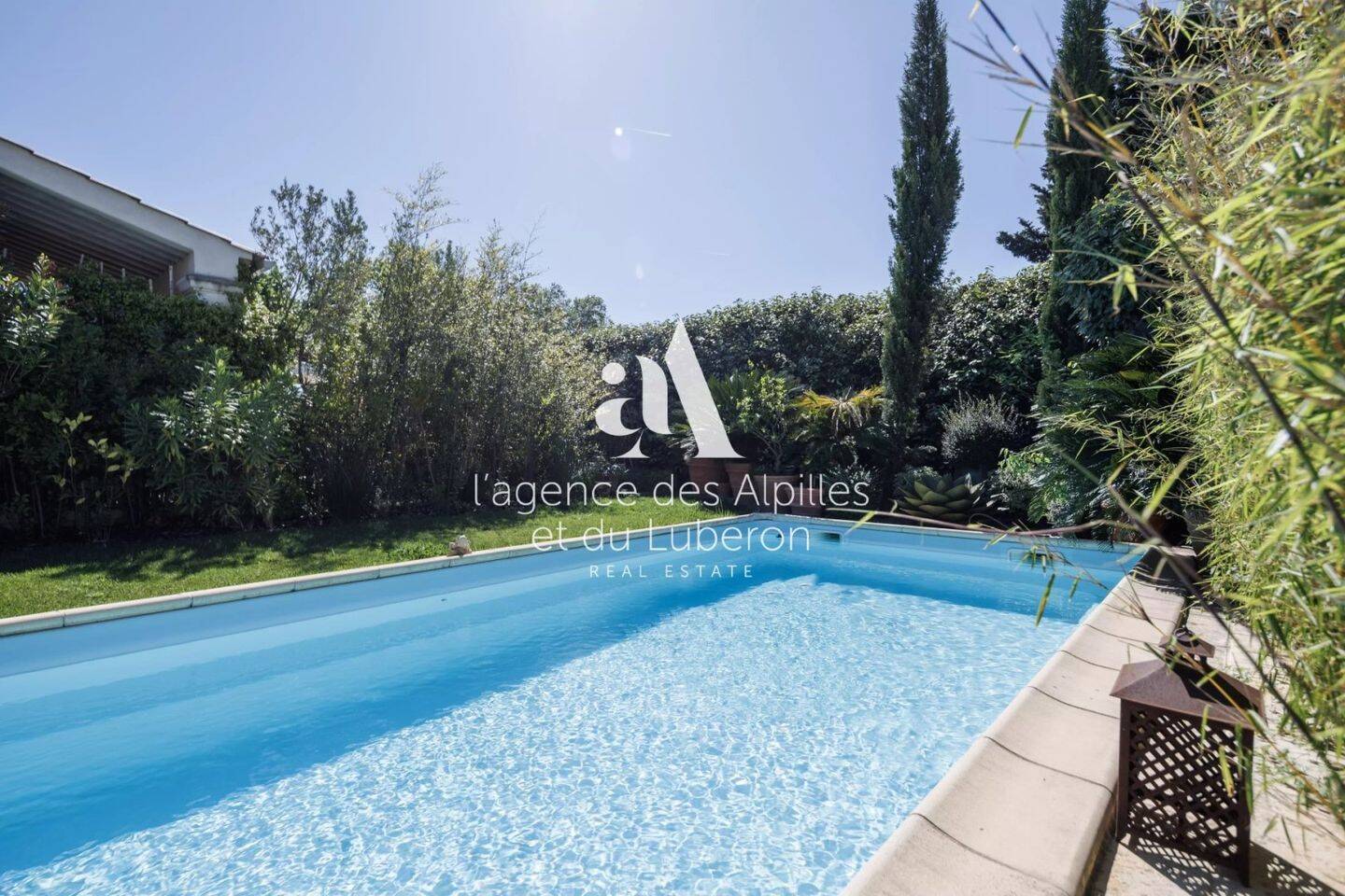 Maison à vendre, 200m², MAUSSANE LES ALPILLES