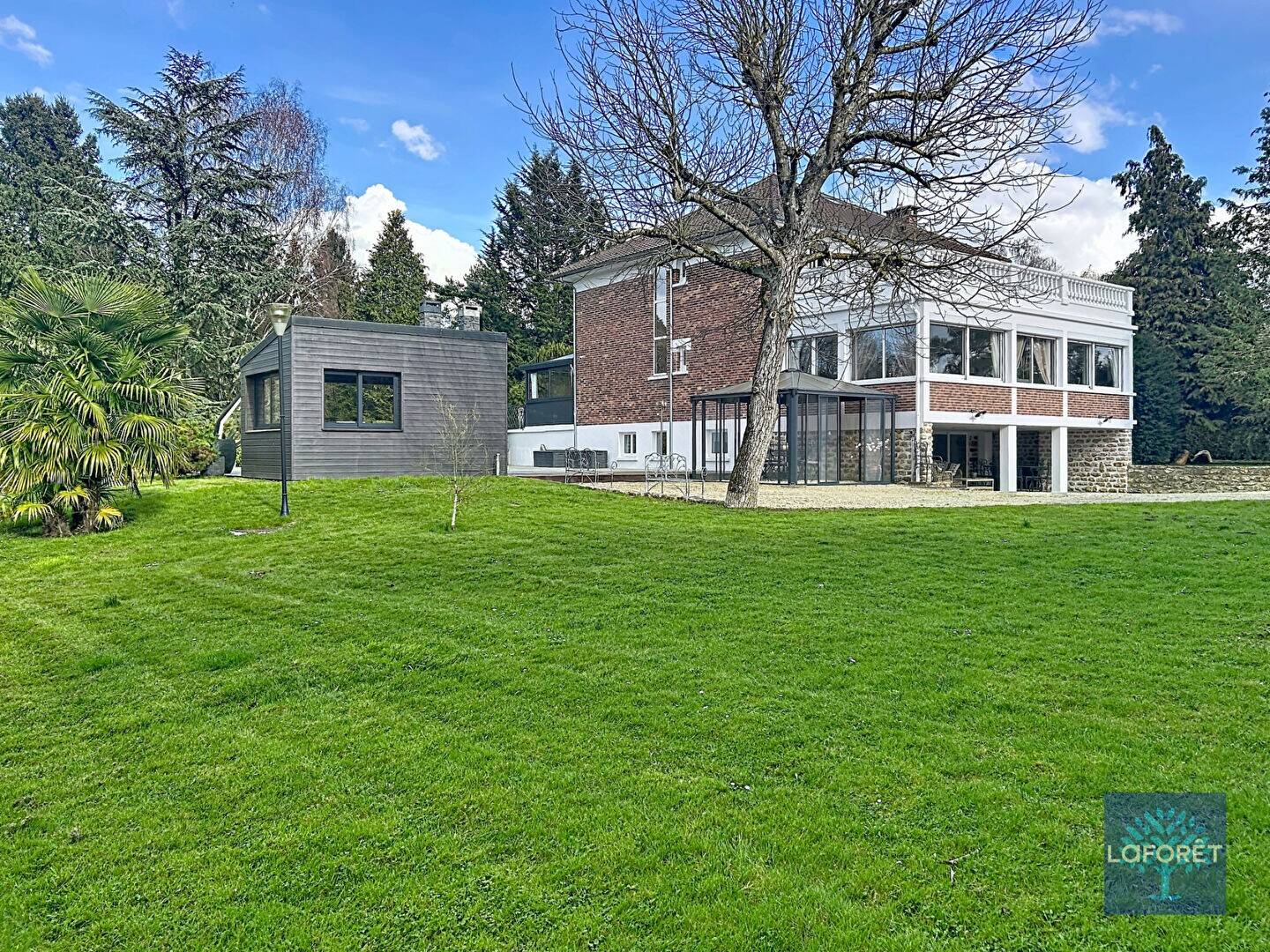 Maison à vendre, 225m², CRECY LA CHAPELLE