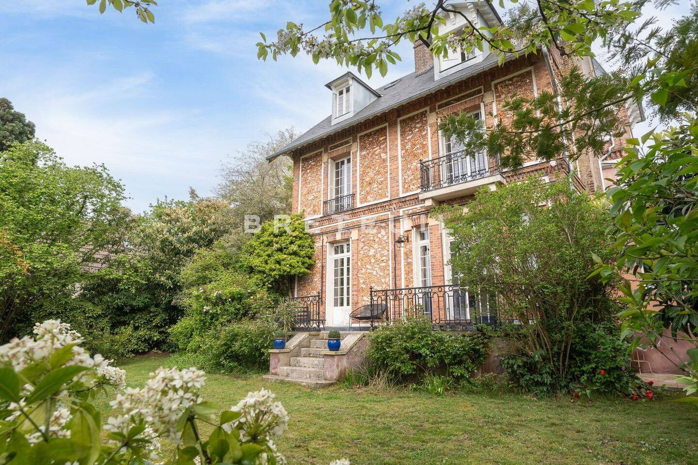 Maison à vendre, 223m², SEVRES