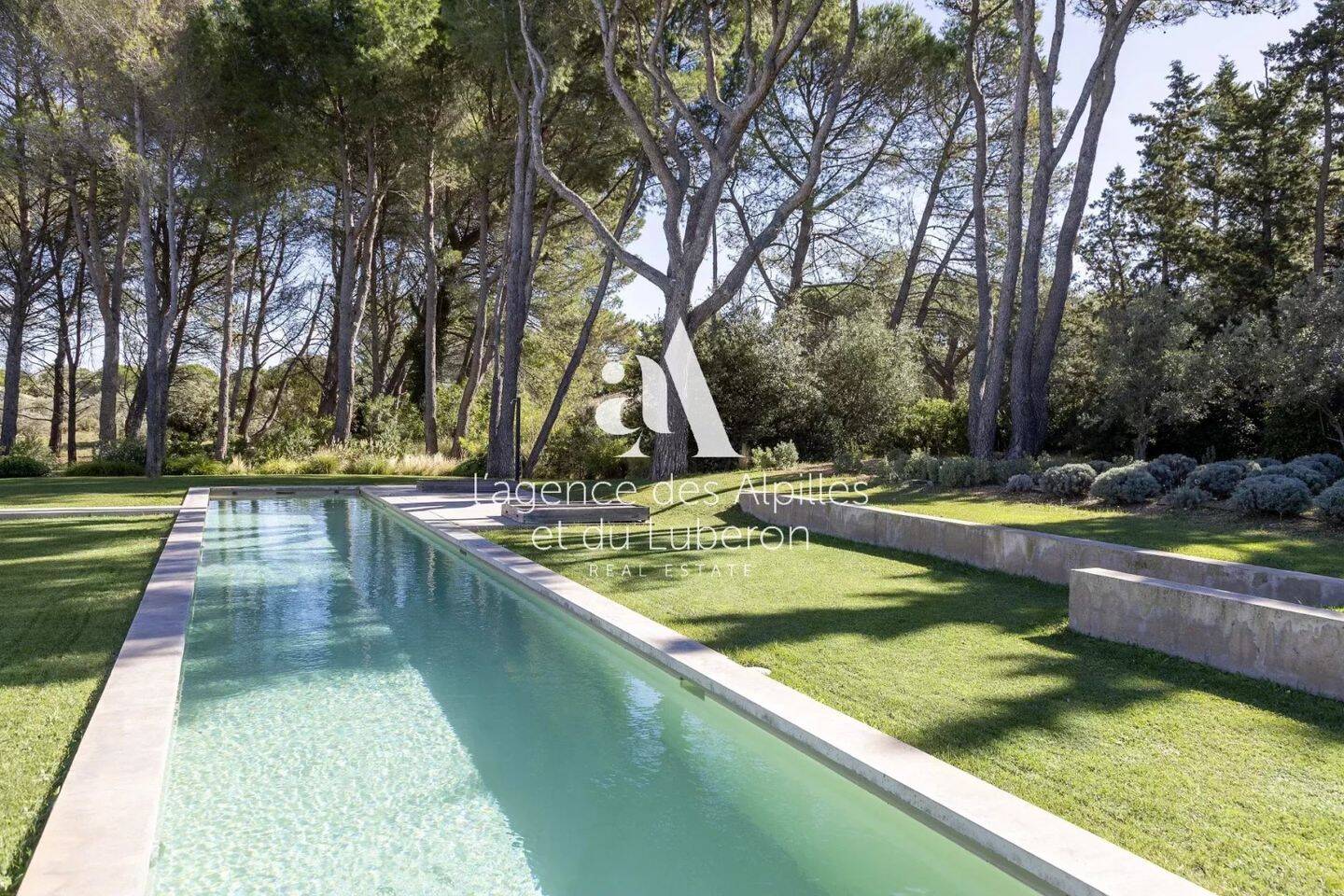 Maison à vendre, 300m², EYGALIERES
