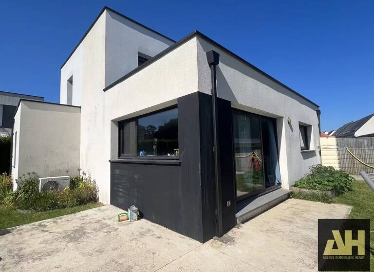 Maison à vendre 347 900 € 5 pièces 3<br/>chambres 106 m²<br/>superficie 355 m²<br/>terrain Guipavas 29490