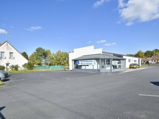 Local commercial à vendre 181 050 € 388 m² de surface de vente Châtillon-sur-Cher 41130