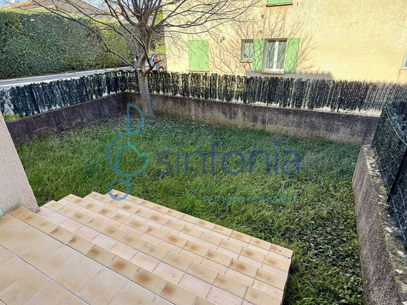 Maison à louer, 38m², UZES