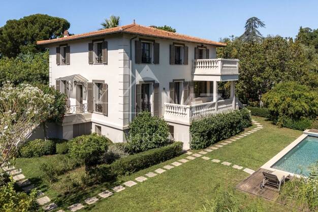 Maison à vendre 3 900 000 € 6 pièces 5 chambres 239 m² 1 200 m² de terrain Ponteil Antibes 06160