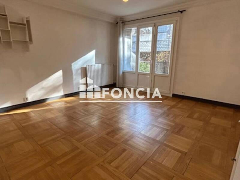 Maison à louer, 76m², SAINT MAUR DES FOSSES