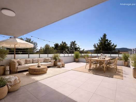 Appartement à louer - Première occupation 2 950 € 4 pièces 3 chambres 113 m² Étage 3/3 Nord La Ciotat 13600