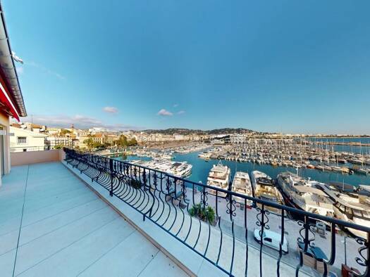 Appartement à vendre 3 480 000 € 4 pièces 3 chambres 120 m² Étage 5/5 Suquet Cannes 06400