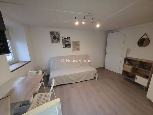 Appartement à louer 400 € 1 pièce 13,6 m² Étage 3/3 Le Stade Parc Bruay-la-Buissière 62700
