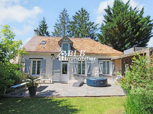 Maison à vendre 341 500 € 4 pièces 3 chambres 93 m² 1 300 m² de terrain Saint-Arnoult-en-Yvelines 78730