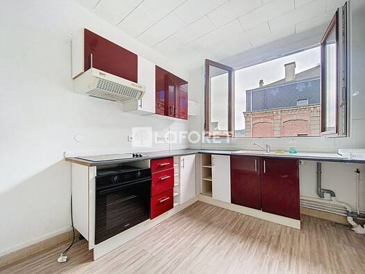 Appartement à louer 480 € 2 pièces 1 chambre 48 m² Étage 3/4 Cerisaie Elbeuf 76500