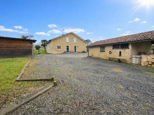 Maison à vendre 267 000 € 5 pièces 4 chambres 186 m² 4 400 m² de terrain Lahosse 40250