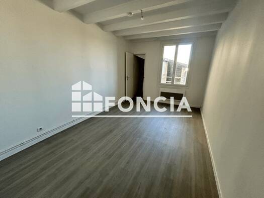 Duplex à louer - logement étudiant 430 € 2 pièces 1 chambre 24 m² 2ème étage Centre-Hôtel de Ville Limoges 87000