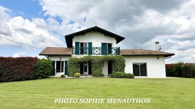 Maison à vendre 882 000 € 5 pièces 4 chambres 180 m² 1 500 m² de terrain Ustaritz 64480