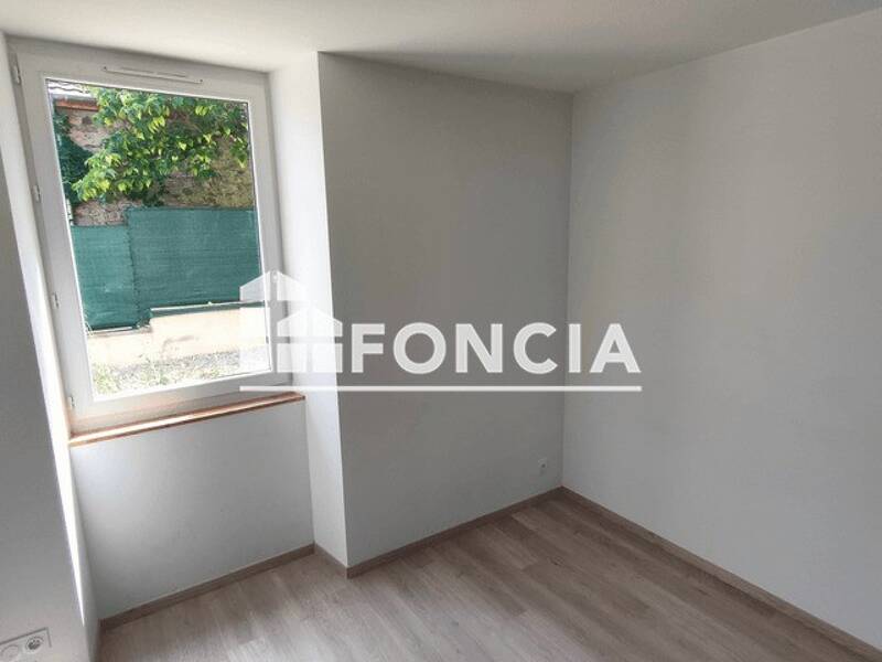 Maison à louer, 66m², CHAPAREILLAN