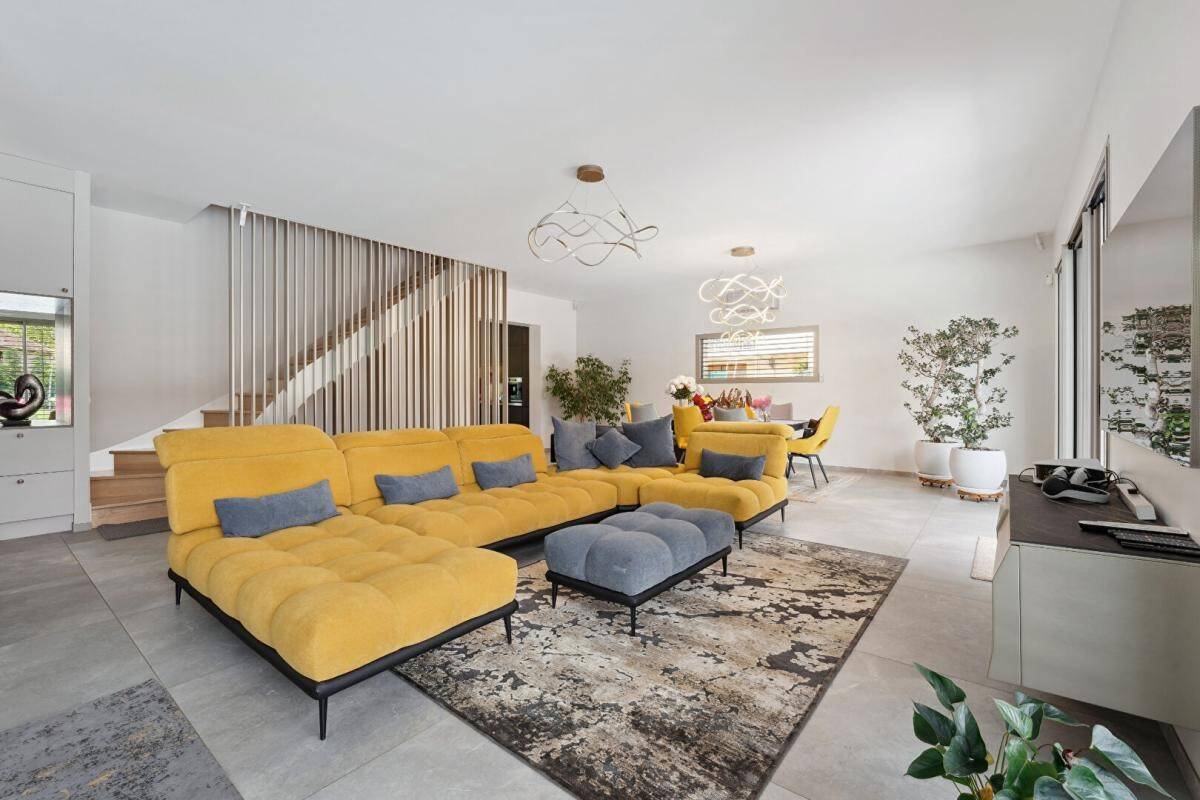 Maison à vendre, 270m², TASSIN LA DEMI LUNE