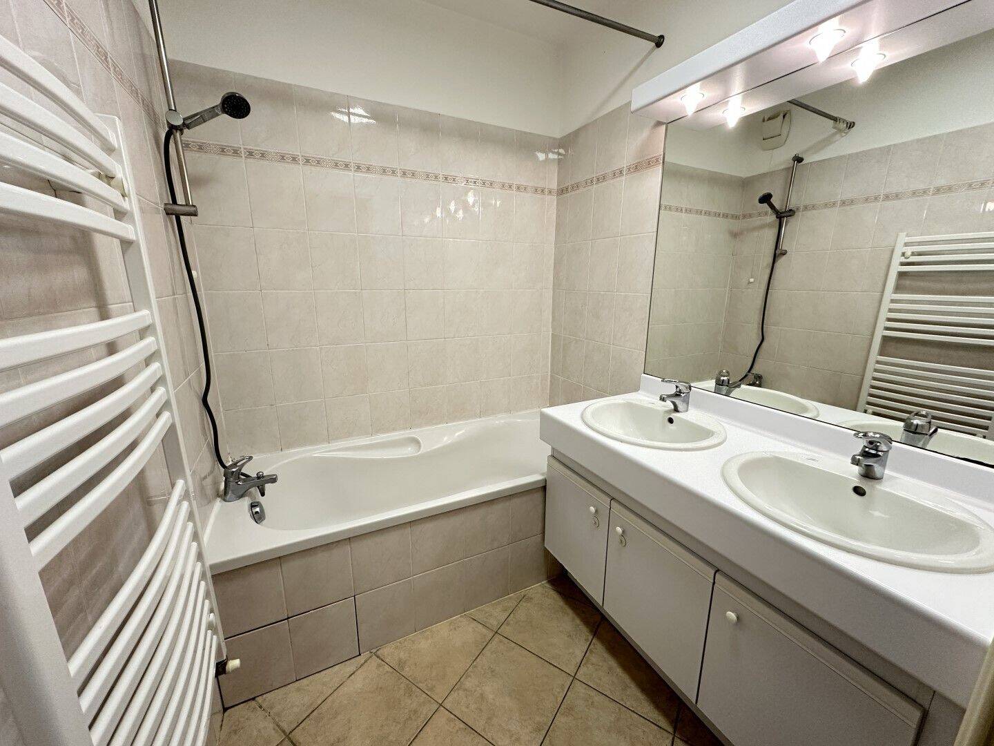 Maison à louer, 65m², TASSIN LA DEMI LUNE