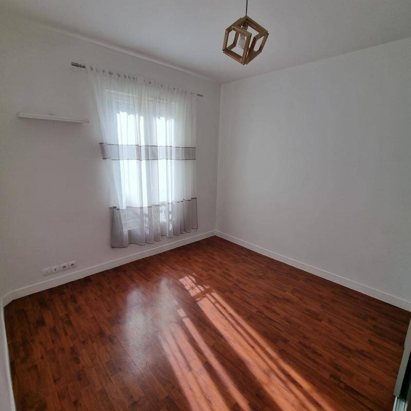 Maison à louer, 35m², IVRY SUR SEINE