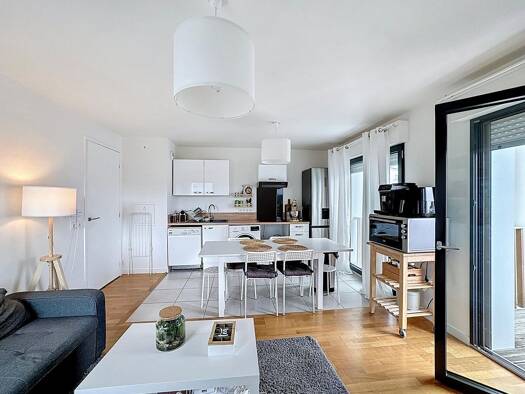 Appartement à vendre - Première occupation 365 000 € 3 pièces 2 chambres 54 m² Étage 4/5 Velizy Bas-Centre Nord Vélizy-Villacoublay 78140