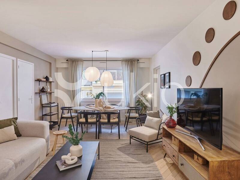 Maison à louer, 83m², PARIS 16E