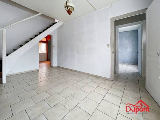 Maison à vendre 70 000 € 7 pièces 2 chambres 91 m² 327 m² de terrain Mont-d'Origny 02390
