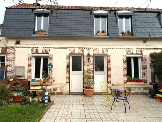 Maison à vendre 149 000 € 4 pièces 2 chambres 74 m² 109 m² de terrain Cany-Barville 76450