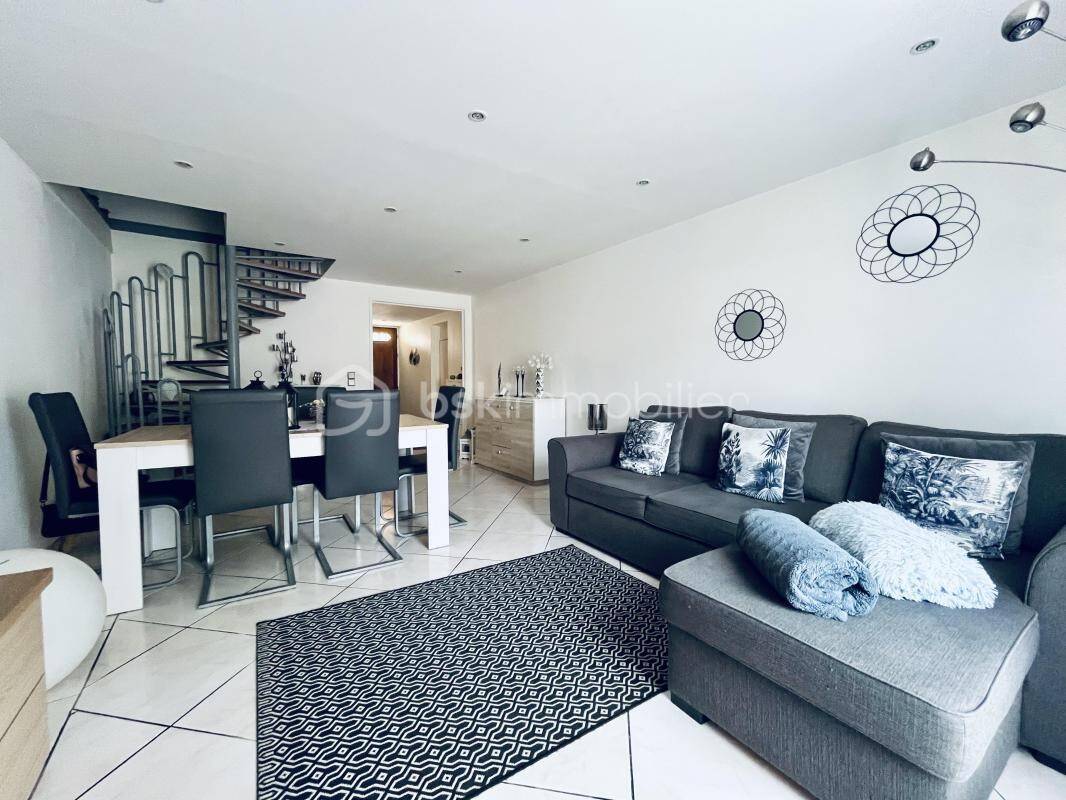 Maison à vendre, 100m², ROISSY EN BRIE