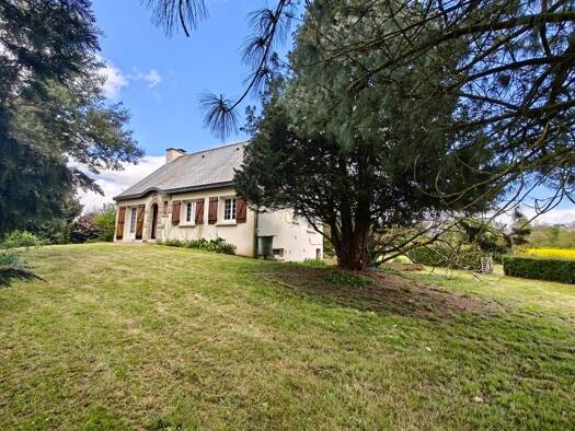 Maison à vendre 229 000 € 5 pièces 3 chambres 81 m² 2 975 m² de terrain La Chapelle-Chaussée 35630
