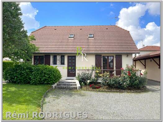Maison à vendre 360 000 € 7 pièces 3 chambres 126,82 m² 917 m² de terrain Pau Nord Pau 64000