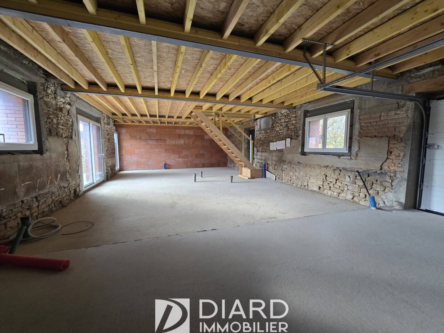 Maison à vendre, 130m², MONTREUIL SOUS PEROUSE