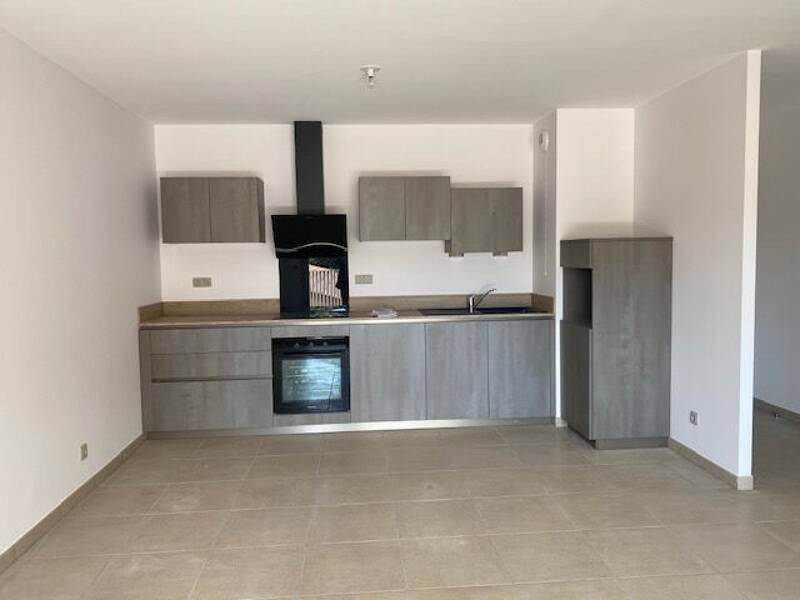 Maison à louer, 68m², PERONNAS