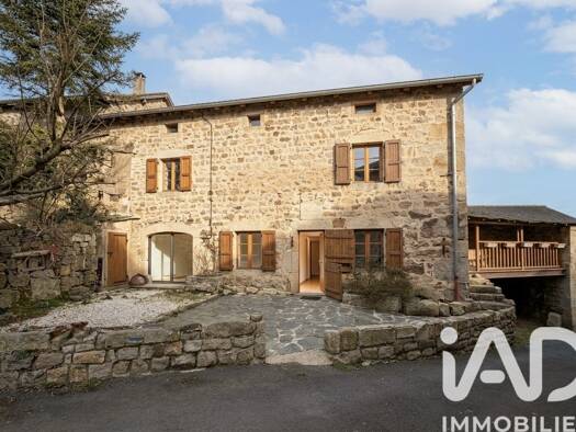 Maison de ville à vendre 160 000 € 4 pièces 3 chambres 160 m² 210 m² de terrain Saint-Étienne-Lardeyrol 43260