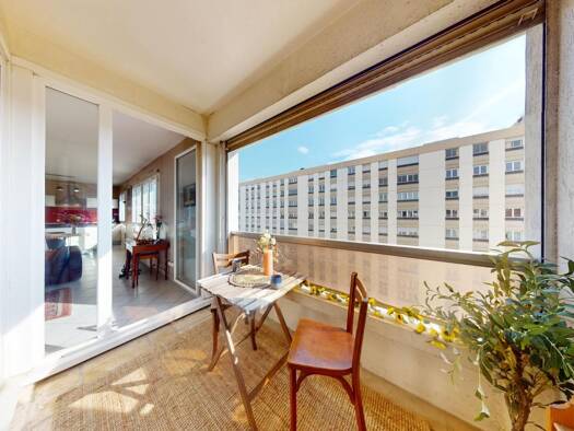 Appartement à vendre 415 000 € 4 pièces 3 chambres 86 m² Étage 8/8 Saint Louis Lyon 7ème arrondissement 69007