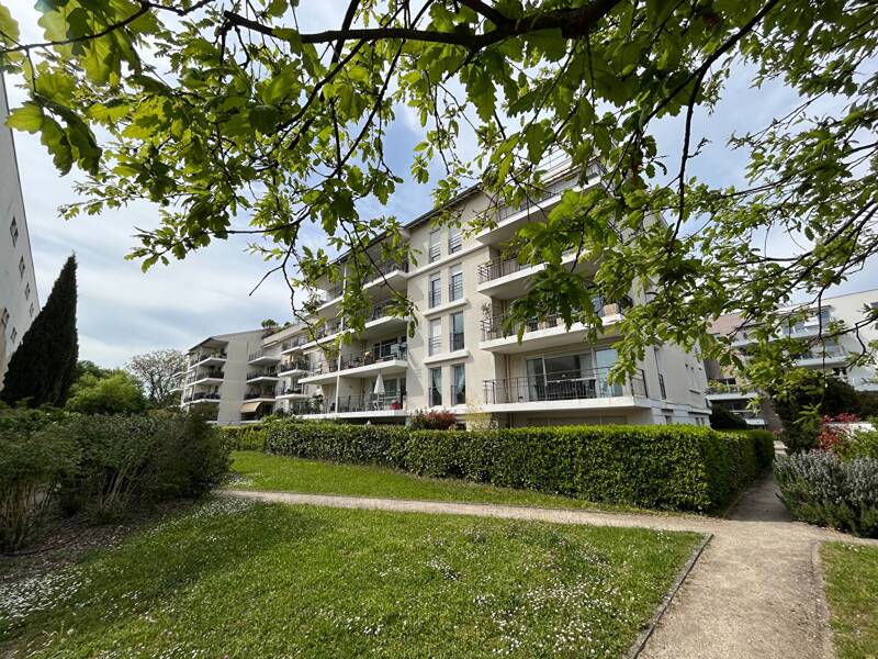 Maison à louer, 97m², TASSIN LA DEMI LUNE