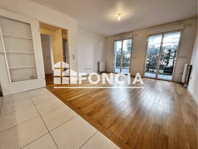 Appartement à louer 1 203 € 2 pièces 1 chambre 46,4 m² RDC Pasteur Saint-Cloud 92210