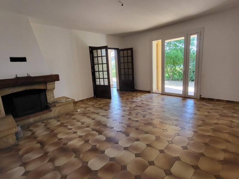 Maison à louer, 99m², EYGUIERES