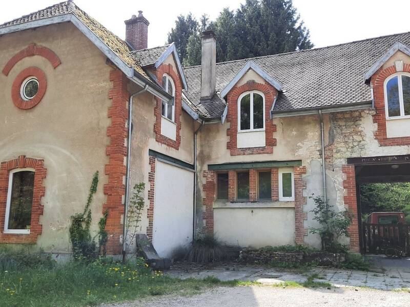 Maison à vendre, 300m², NEUVILLE SUR AIN