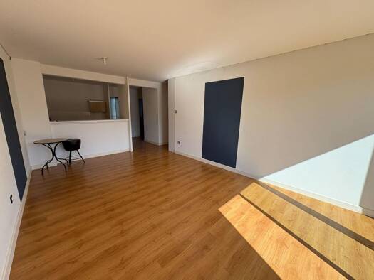 Appartement à vendre 178 000 € 3 pièces 2 chambres 64,8 m² Eu 76260