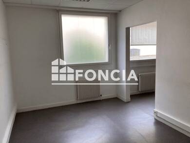 Local commercial à louer 650 € 25 m² de surface de vente Pastières Chartres 28000