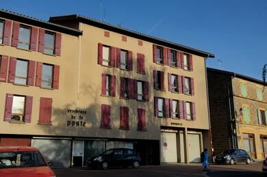 Appartement à louer 775 € 4 pièces 2 chambres 94 m² 2ème étage Montrottier 69770