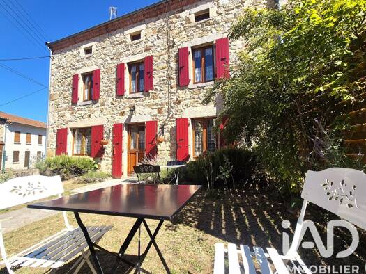Maison à vendre 196 500 € 5 pièces 4 chambres 115 m² 499 m² de terrain Saint-Martin-d'Ollières 63580