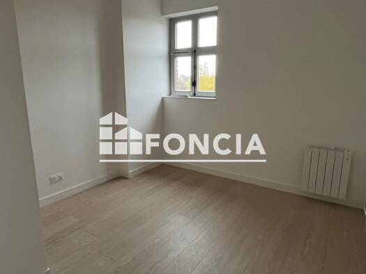 Appartement à louer 779 € 3 pièces 2 chambres 67 m² 1er étage Base de Loisirs des Prés du Hem Armentières 59280