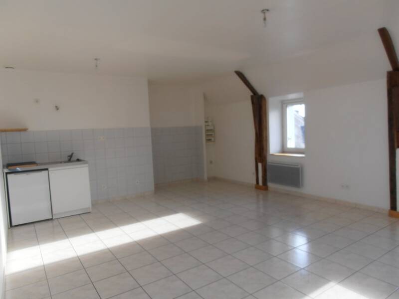 Maison à louer, 78m², PLUMELEC