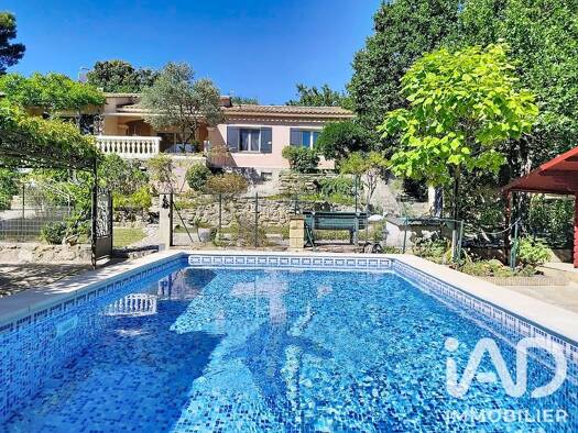 Maison de plain-pied à vendre 399 000 € 7 pièces 3 chambres 168 m² 1 500 m² de terrain Rochegude 26790