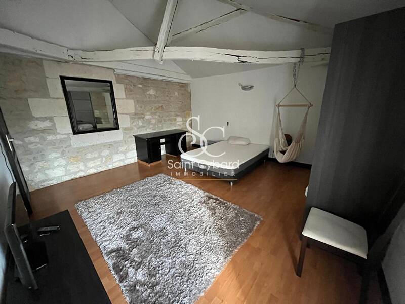 Maison à louer, 168m², CHAMPNIERS